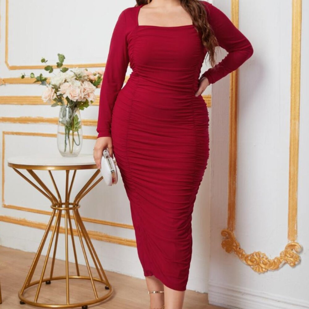 Classic Plus Square Neck Ruched Red Mesh Dress - Picture 3 of 12